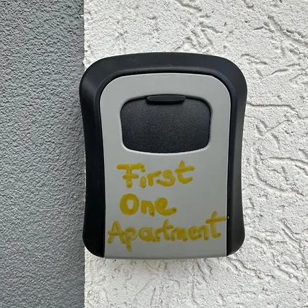 First-one Riesen Terrasse Mit Meerblick 6 Personen 2u1 Sarandë