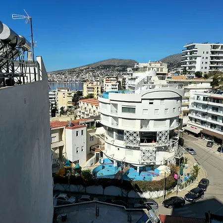 First-one Riesen Terrasse Mit Meerblick 6 Personen 2u1 Saranda