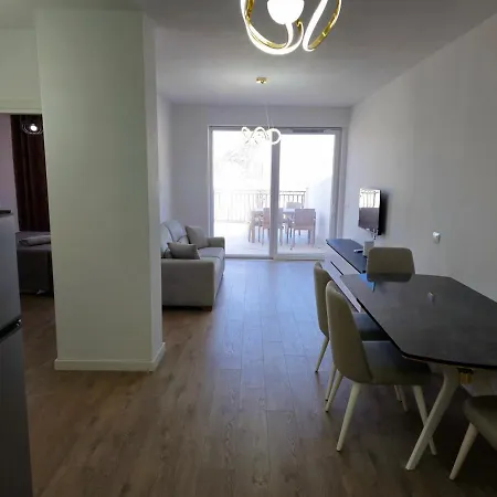 First-one Riesen Terrasse Mit Meerblick 6 Personen 2u1 * Sarandë