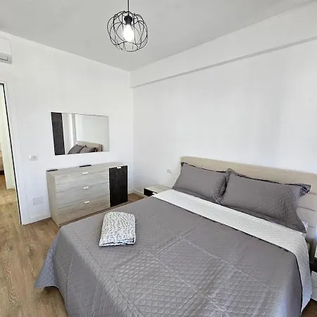 Appartement First-one Riesen Terrasse Mit Meerblick 6 Personen 2u1 Sarandë