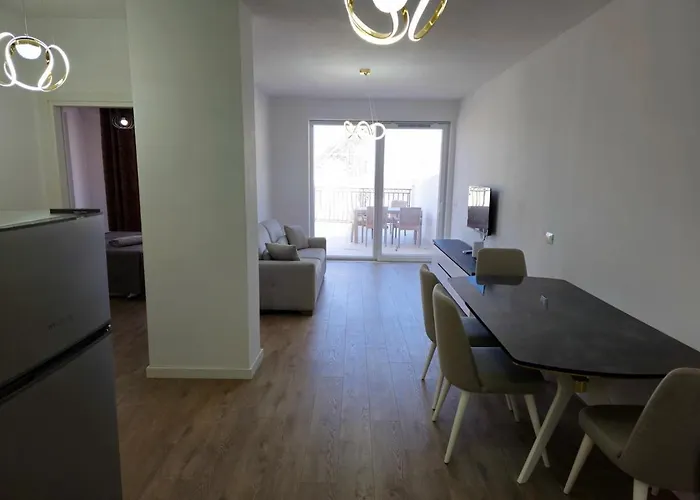 First-one Riesen Terrasse Mit Meerblick 6 Personen 2u1 * Saranda