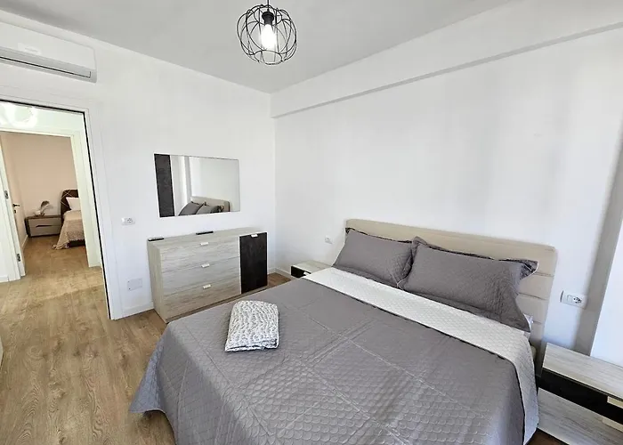 公寓 First-one Riesen Terrasse Mit Meerblick 6 Personen 2u1 Sarandë