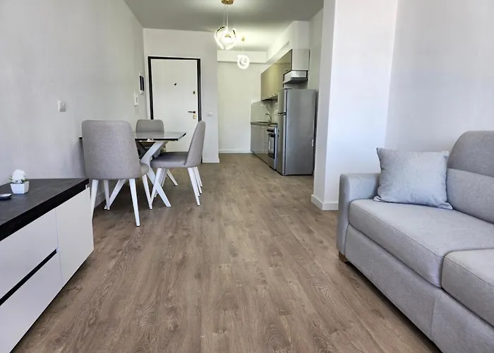 First-one Riesen Terrasse Mit Meerblick 6 Personen 2u1 Daire Saranda