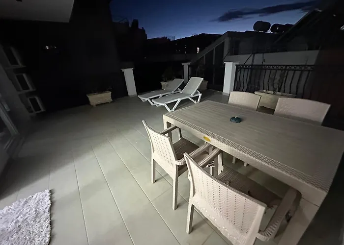 First-one Riesen Terrasse Mit Meerblick 6 Personen 2u1